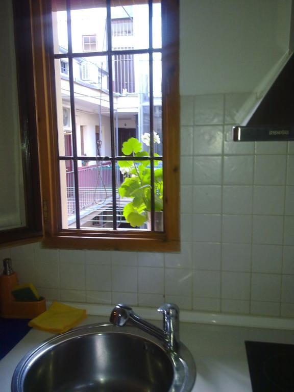 Apartamento En Corrala Madrid Buitenkant foto