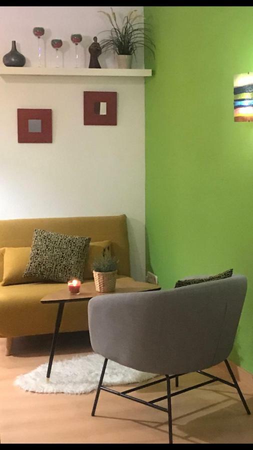 Apartamento En Corrala Madrid Buitenkant foto