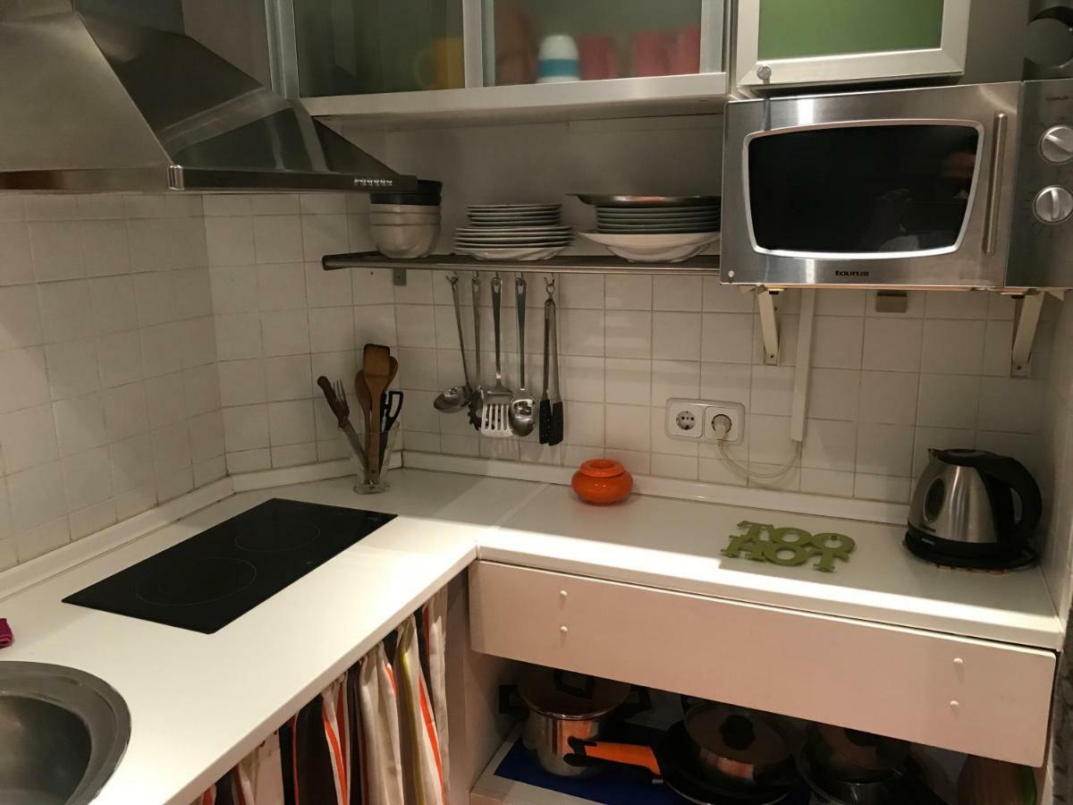 Apartamento En Corrala Madrid Buitenkant foto