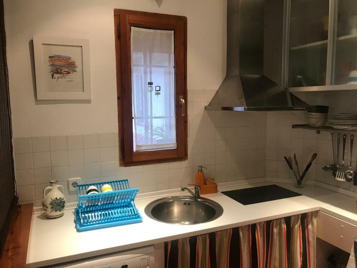Apartamento En Corrala Madrid Buitenkant foto