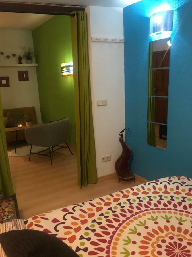 Apartamento En Corrala Madrid Buitenkant foto